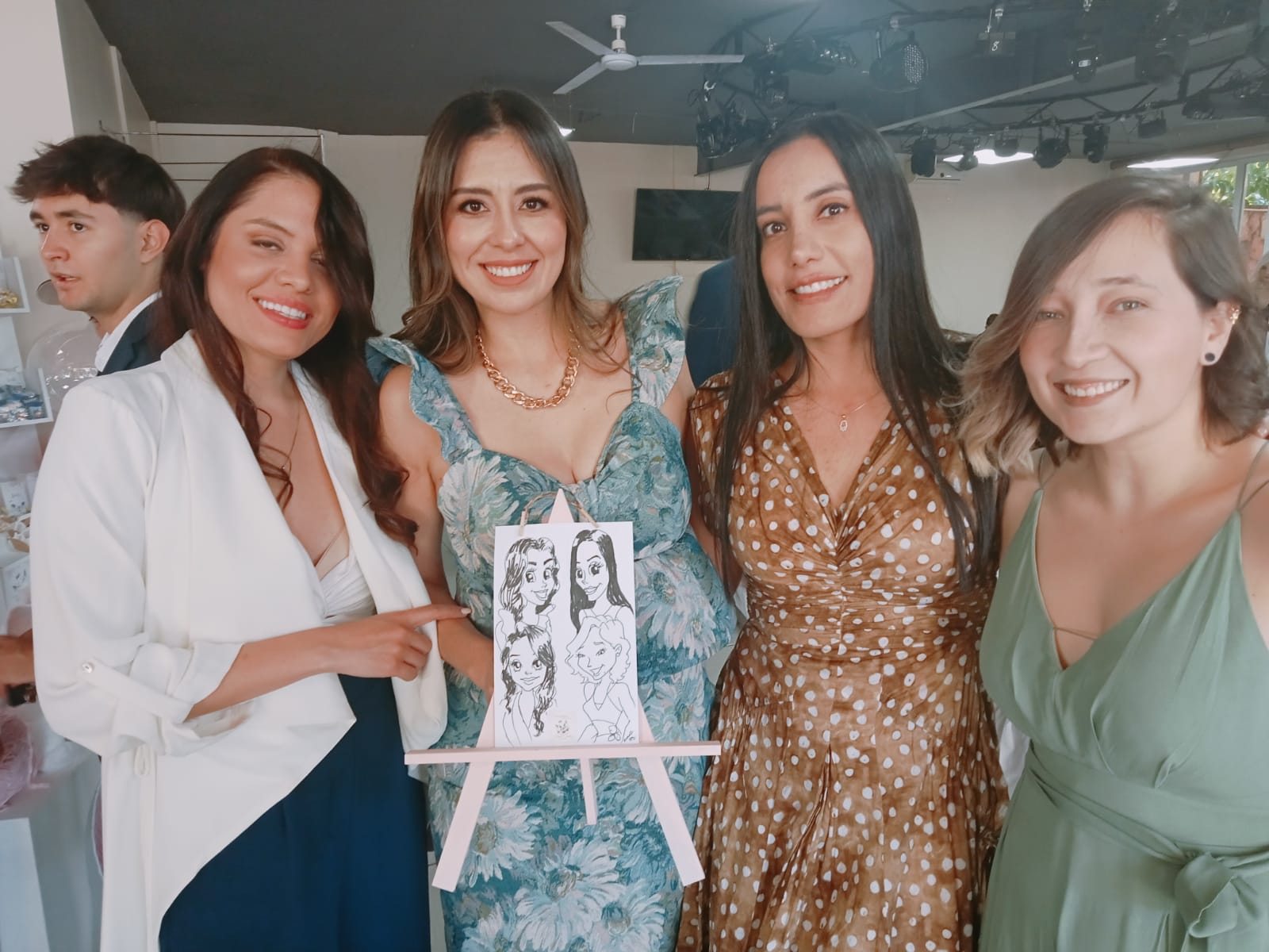 Arte urbano con personajes cartoon